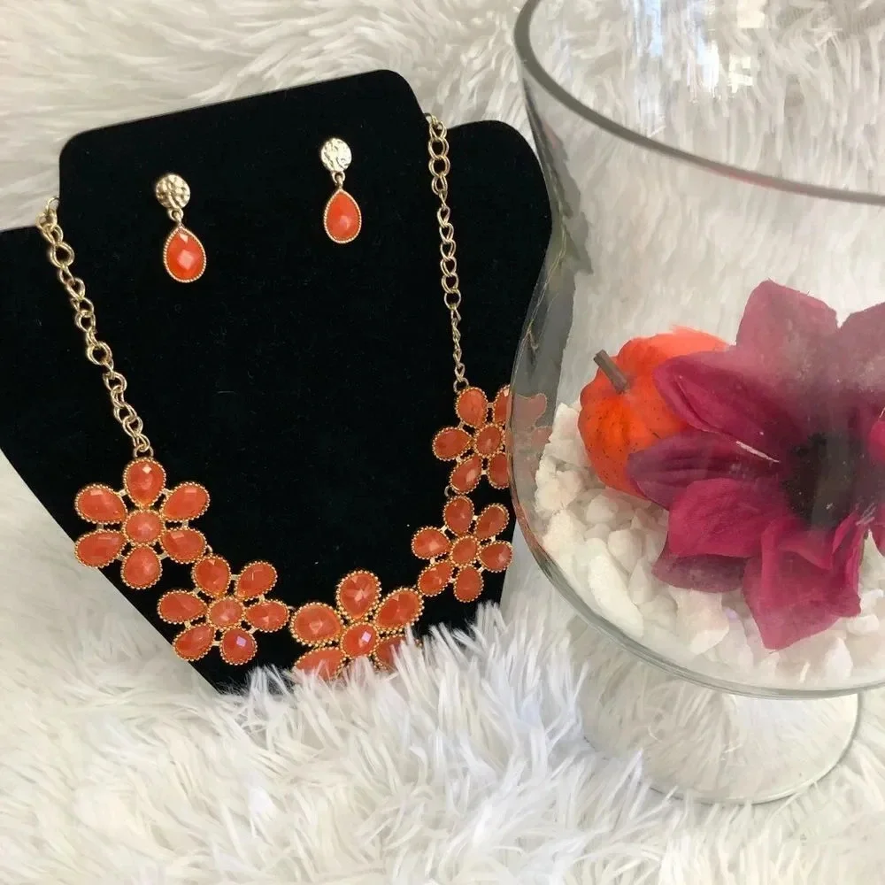 N/A orange flowers